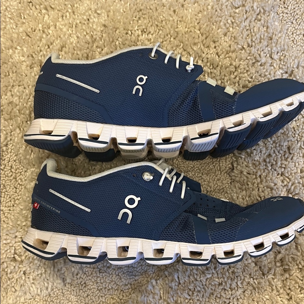 On Cloud Running Blue Athletic Shoes - Picture 3 of 6
